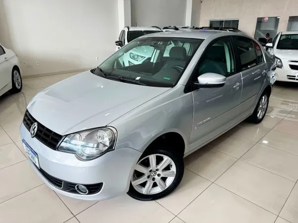 Polo Sedan 1.6 MI COMFORTLINE 8V